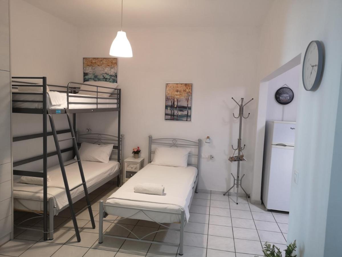 Salty Alley Seaside Apartment 레팀노 외부 사진